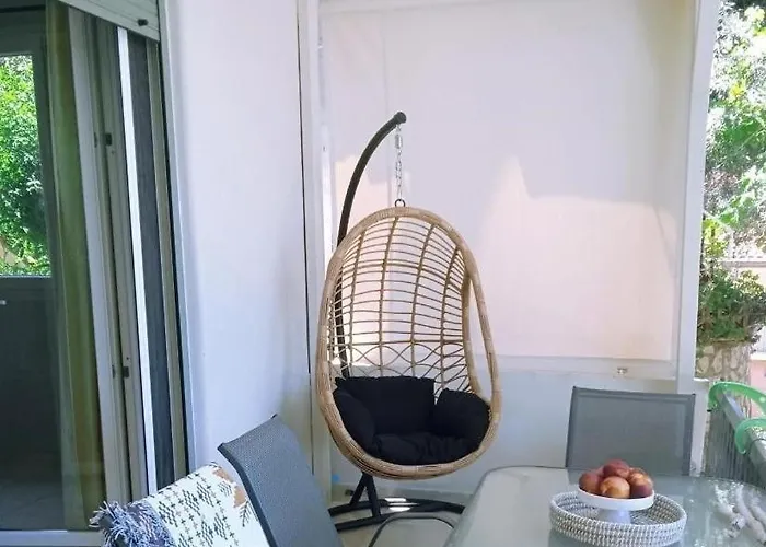 Pine House Ii Frinion